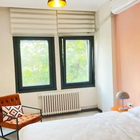 Wonder Karakoey 2 - Ultra Luxury, 4br, 2ba Sea View Karakoey